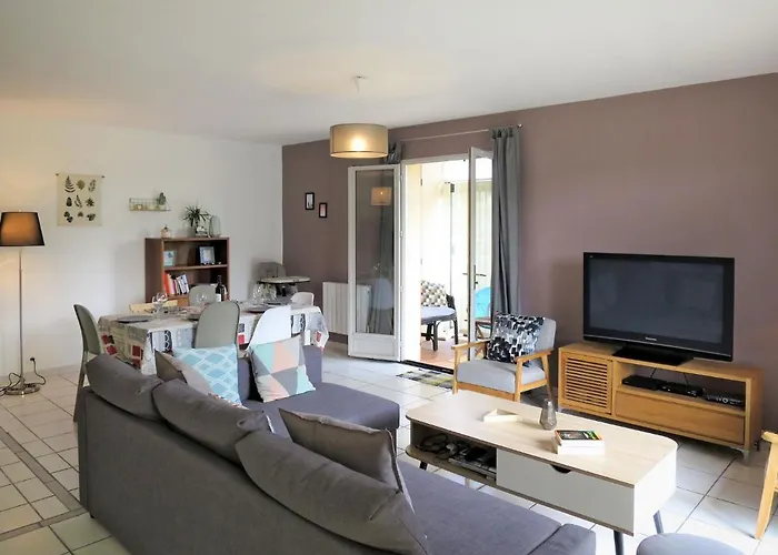 بيت للعطل Les Chenes By Interhome هورتين